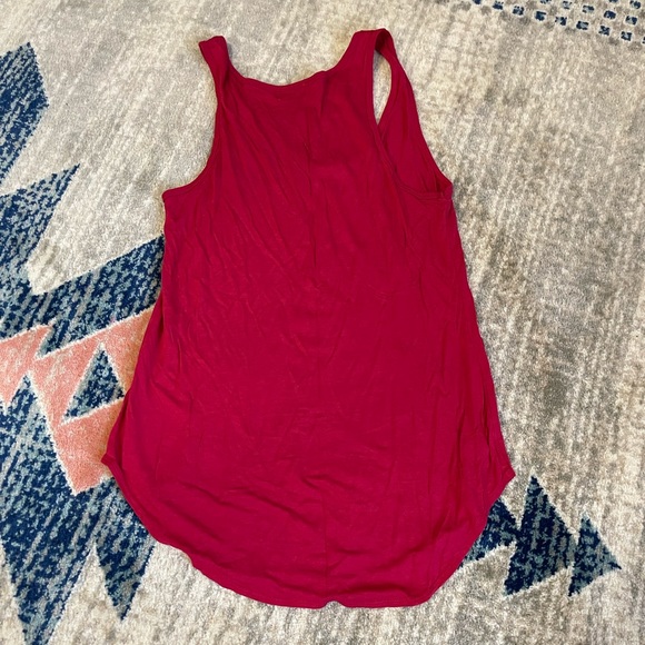 Bundle of 3 Old Navy Tank Tops Size M - Picture 7 of 8